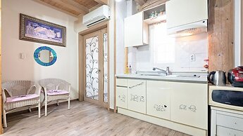 Ganghwa Izba Pension