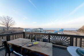 Ganghwa Izba Pension