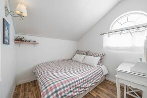 Ganghwa Edenjungwon Pension