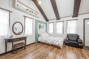 Ganghwa Edenjungwon Pension