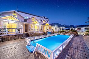 Ganghwa Edenjungwon Pension