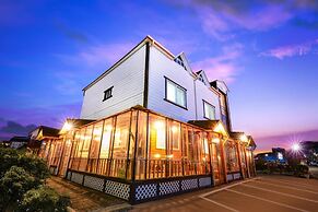 Sokcho Dderak Pension