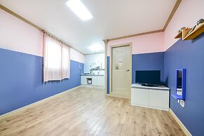 Sokcho Dderak Pension