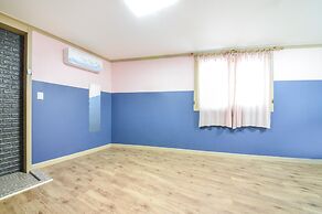 Sokcho Dderak Pension