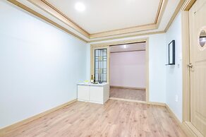 Sokcho Dderak Pension