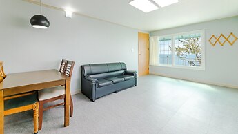 Namhae Baramundeok Pension