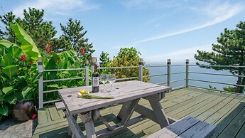 Namhae Baramundeok Pension