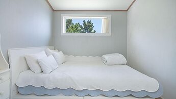 Namhae Baramundeok Pension