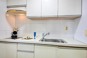 Tongyoung Mongdolhouse Pension