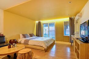 Tongyoung Mongdolhouse Pension