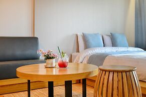 Tongyoung Mongdolhouse Pension