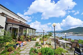 Tongyoung Mongdolhouse Pension