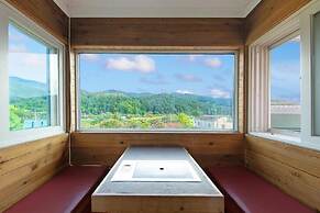 Gapyeong Pogny Kids Poolvilla