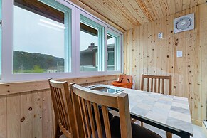 Gapyeong Pogny Kids Poolvilla