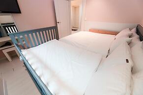 Gapyeong Pogny Kids Poolvilla