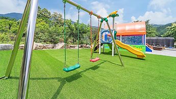 Gapyeong Pogny Kids Poolvilla