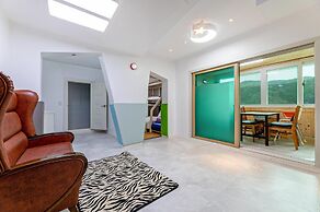 Gapyeong Pogny Kids Poolvilla