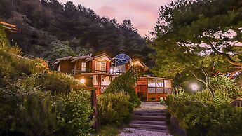 Pocheon Arumdri Pension