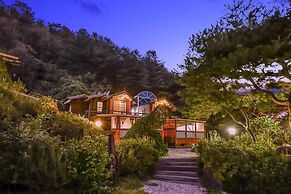 Pocheon Arumdri Pension