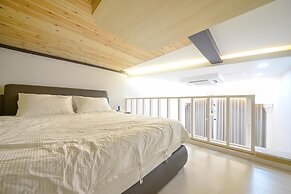 Yeosu Tivoli Pension