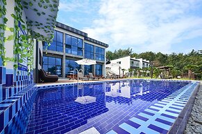 Yeosu Tivoli Pension