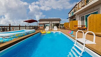 Yeosu Dolsanmaru Pension