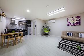 Tongyoung S468 Poolvilla