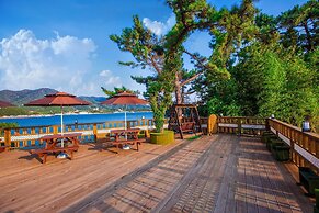 Tongyoung S468 Poolvilla