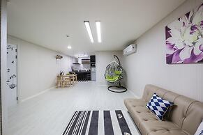 Tongyoung S468 Poolvilla