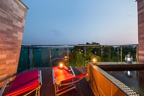 Tongyoung S468 Poolvilla