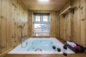 Tongyoung S468 Poolvilla