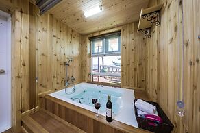 Tongyoung S468 Poolvilla