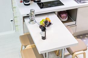 Tongyoung S468 Poolvilla