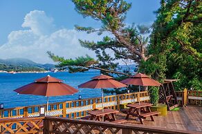 Tongyoung S468 Poolvilla