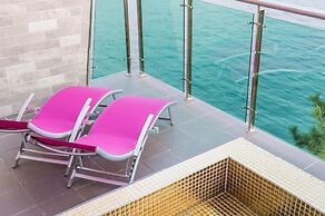 Tongyoung S468 Poolvilla