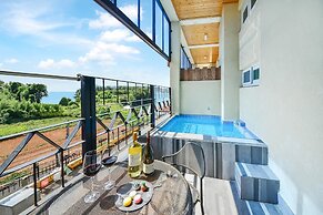 Tongyoung Seychelles Poolvilla