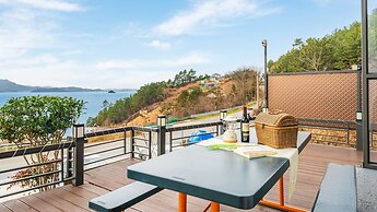 Yeosu Jplus A Pension