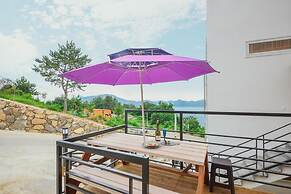 Yeosu Jplus A Pension