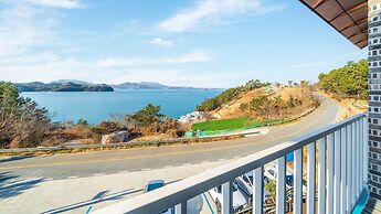 Yeosu Jplus A Pension