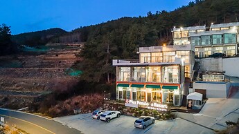 Yeosu Jplus A Pension