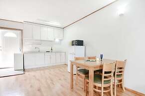 Yangyang Water Sol Valley Pension