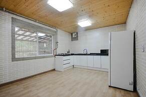 Yangyang Water Sol Valley Pension