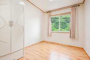 Yangyang Water Sol Valley Pension