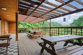 Yangyang Water Sol Valley Pension