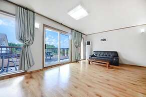 Yangyang Water Sol Valley Pension