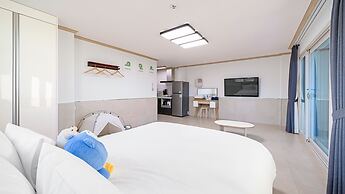 Namhae Dangdangi Dog Pension Blue