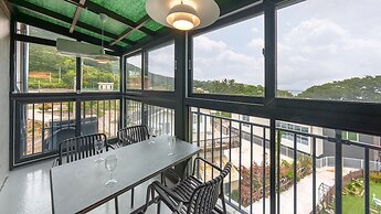 Namhae Dangdangi Dog Pension Blue