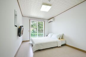 Samcheok Healingcamp Pension