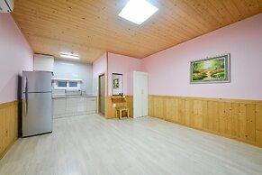 Samcheok Healingcamp Pension