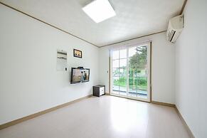 Samcheok Healingcamp Pension